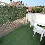 Sena Appartement *