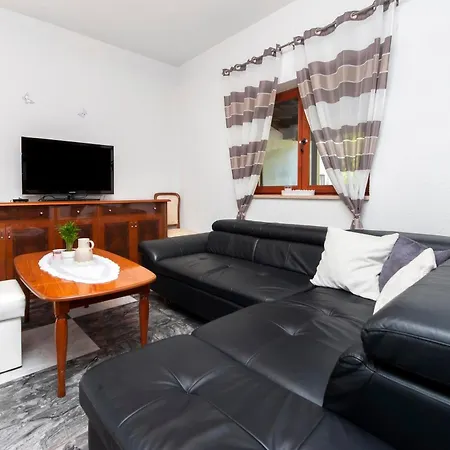 Apartment Sena *