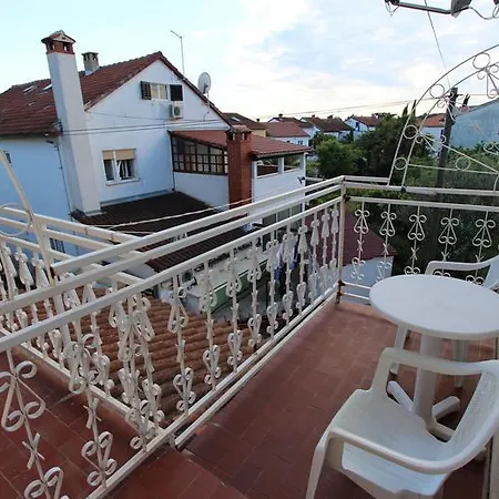 Sena Apartment