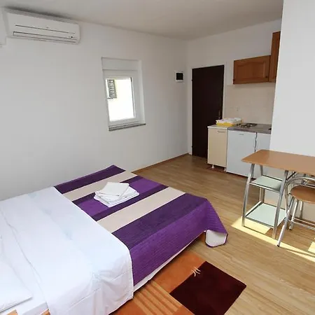 Sena Apartment