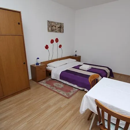 Sena Apartment