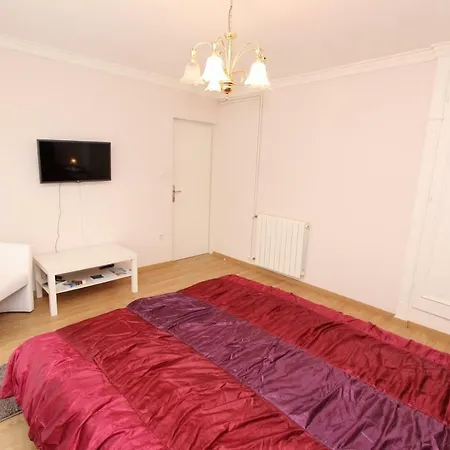 Apartment Sena *